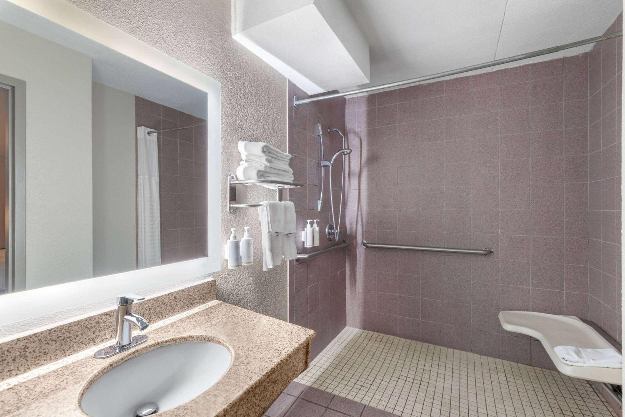 Days Inn By Wyndham Chattanooga Lookout Mountain West Екстер'єр фото